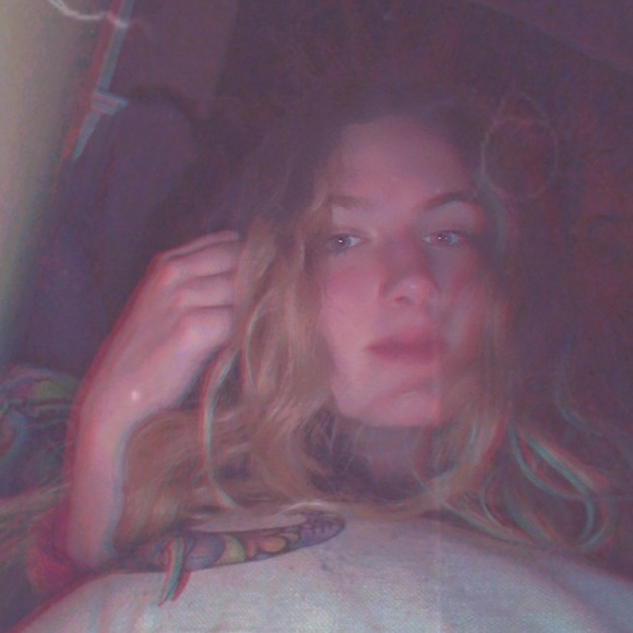 Meet your Posher, Kayla - Picture 1 of 1